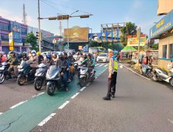 Tingkatkan Layanan Masyarakat, Polsek Bogor Utara Melaksanakan Pengaturan Lalu Lintas