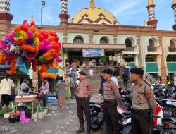 Kapolresta Cirebon Pimpin Pengamanan Sholat Idul Fitri 1445 H