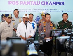 KUNJUNGAN KERJA KAPOLRI, PANGLIMA TNI, MENTERI PERHUBUNGAN RI DAN MENKO PMK KE KANTOR JASA MARGA GERBANG TOL CIKAMPEK UTAMA KM.70