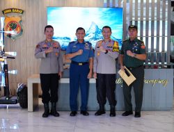 WAKAPOLDA JABAR DIDAMPINGI KARO SDM POLDA JABAR MENERIMA KUNJUNGAN TIM AJU LEMHANAS RI