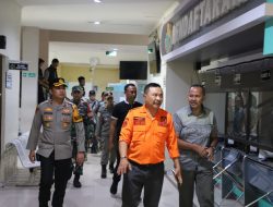 PJ Bupati Garut Kunjungi Korban Gempa di Wilayah Selatan