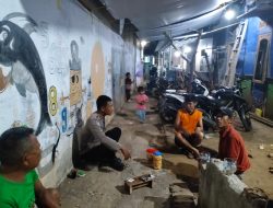 Lewat sambang ,Bhabinkamtibmas karya Mulya Polsek kesambi Polres Cirebon Kota pantau  kewilayahan