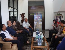 Pantau Pergelaran Personel Pengamanan di Gereja, Kapolres Sukabumi Kota Gelar Minggu Kasih