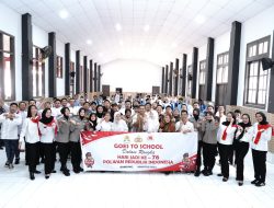 HUT Polwan Ke-76, Polwan Polda Jabar Laksanakan Giat Go To School di SMKN 2 Kota Bandung