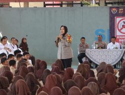 Kapolresta Cirebon Berikan Penyuluhan kepada Siswa SMAN 1 Palimanan