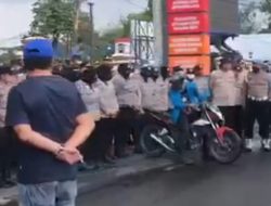 Digeber Knalpot Bising Demonstran, Polwan Tasikmalaya Tetap Profesional