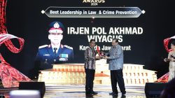 Kapolda Jabar Irjen Pol Akhmad Wiyagus Raih Penghargaan Best Leadership in Law & Crime Prevention