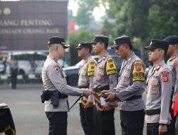 Polres Garut Beri Penghargaan untuk Personel Berprestasi: Dedikasi dan Integritas Jadi Kunci