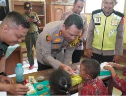 Polres Cirebon Kota Gelar Program Makan Bergizi Gratis di SDN Dukuh Semar 2