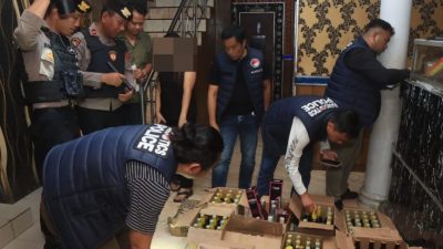 Polres Indramayu Gerebek Gudang Miras Tersembunyi di Tempat Karaoke