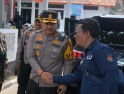 Jaga Kondusivitas Pilkada Di Subang, Polisi Lakukan Patroli Mobile Monitoring Rapat Pleno PPK