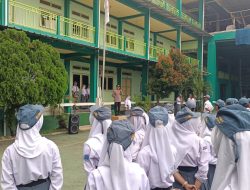 Kapolsek Margahayu Ajak Siswa SMAN 1 Margahayu Jauhi Perilaku Negatif dan Raih Mimpi