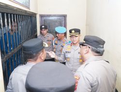 Wakapolres Cirebon Kota Lakukan Pengecekan Tahanan di Polsek Utbar dan Kesambi