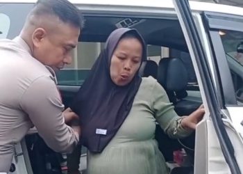Viral, Aksi Heroik Polantas Sukabumi Kota Kawal Ibu Hamil Hendak Melahirkan