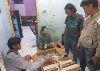 Modus COD, Penjual Miras Oplosan di Ciamis Dibekuk Polisi