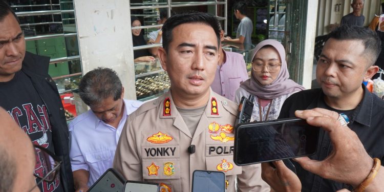Kapolres Cianjur Sidak Pasar Induk, Pastikan Stok Sembako Aman