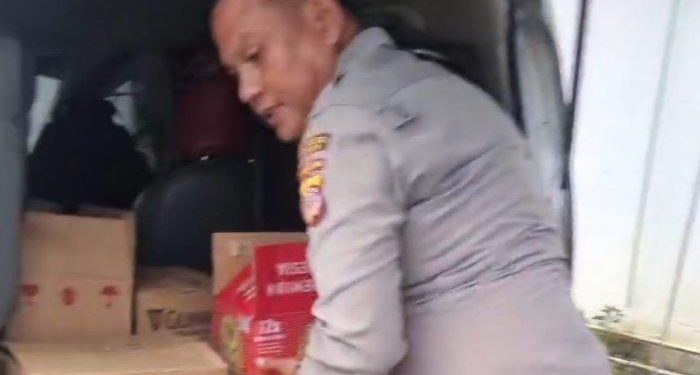 Polresta Cirebon Sita Puluhan Botol Miras Pasca Lebaran, Penjual Diproses Tipiring