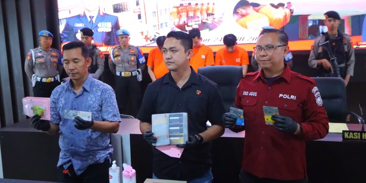 Polresta Bogor Kota Ungkap Kasus Penipuan Rp 285 Juta, Tiga Pelaku Ditangkap