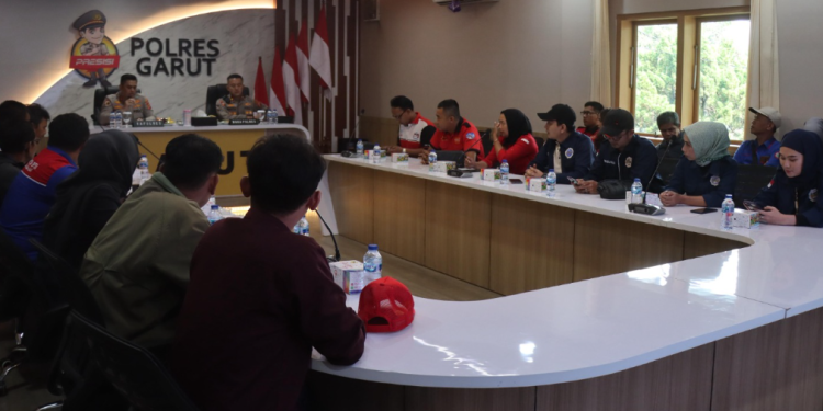 Kapolres Garut Jalin Sinergitas dengan Serikat Buruh, Tekankan Pentingnya Harkamtibmas