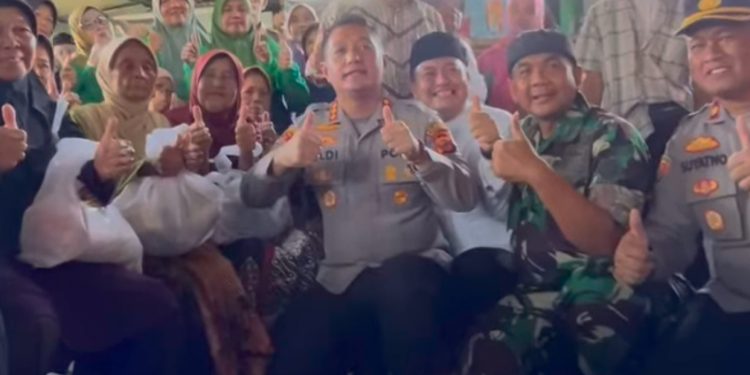 Polresta Bandung Gelar Jumat Curhat di Majalaya: Jalin Silaturahmi dan Dengar Aspirasi Warga