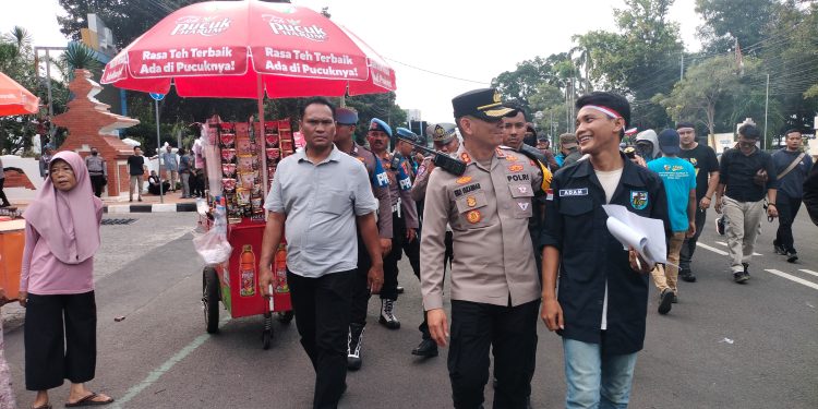 Aksi Damai KNPI Cirebon: Apresiasi Mengalir untuk Pengamanan Profesional Polres Cirebon Kota