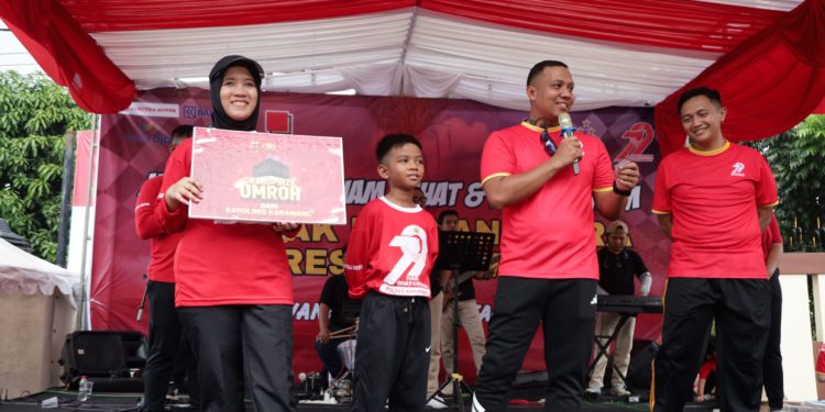 Polres Karawang Gelar Olahraga Bersama dalam Rangka Hari Bhayangkara ke-79