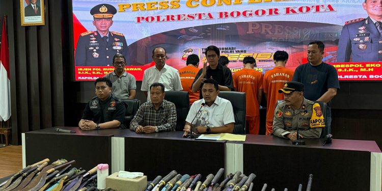 Polresta Bogor Kota Ungkap 11 Kasus Kekerasan dan Kepemilikan Senjata Tajam, 32 Orang Diamankan
