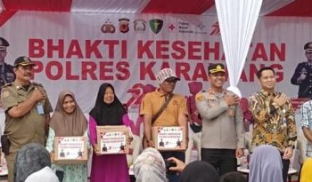 Polres Karawang Gelar Bakti Kesehatan Gratis di Rengasdengklok dalam Rangka HUT Bhayangkara ke-79
