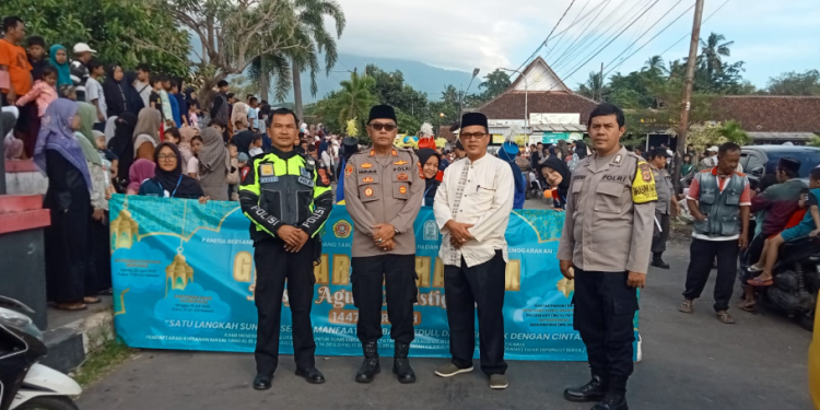 Sunatan Massal di Cilimus Kuningan Berjalan Lancar, Polsek Cilimus Jamin Keamanan dan Ketertiban