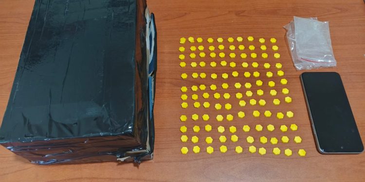 Polres Garut Ungkap Jaringan Narkoba Ekstasi dan Ganja: Dua Tersangka Ditangkap