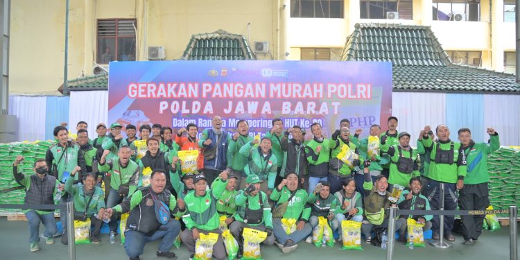 Komunitas Ojol Apresiasi Kapolda Jabar Atas Gerakan Sembako Murah Sambut HUT ke-80 RI
