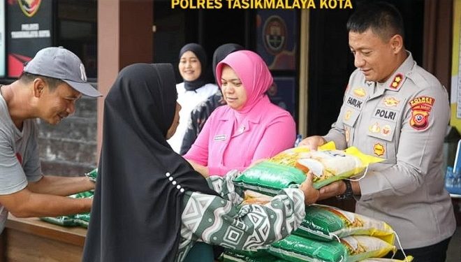 Dukung Program Pemerintah, Polres Tasikmalaya Kota Gelar Pasar Pangan Murah