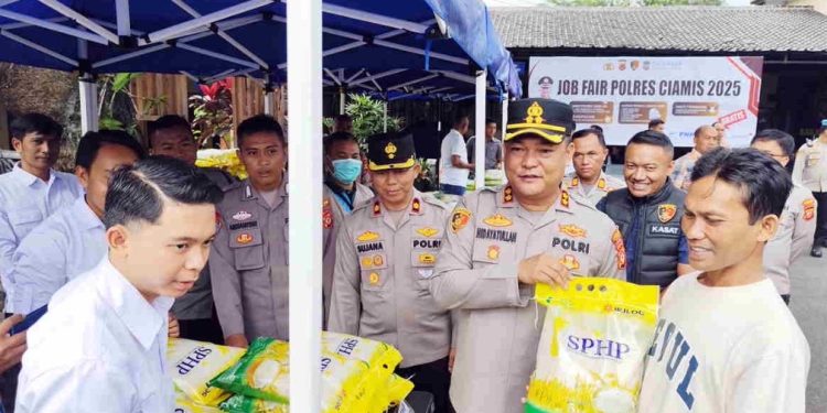 Bantu Masyarakat, Polres Ciamis Gelar GPM di Mako dan Seluruh Polsek