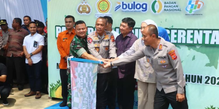 Panen Raya Jagung di Garut, Kapolda Jabar: Polri Aktif Dukung Swasembada Pangan Nasional