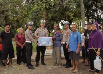Peringati HUT ke-70 Lalu Lintas, Polres Majalengka Berikan Bantuan Untuk Penggali Kubur