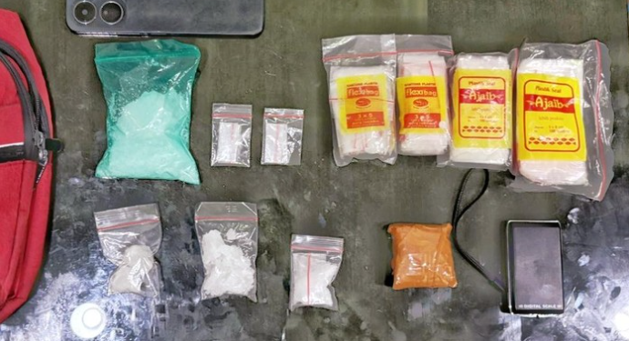 Polres Karawang Tangkap Pengedar Sabu, Sita Barang Bukti Senilai Rp125 Juta