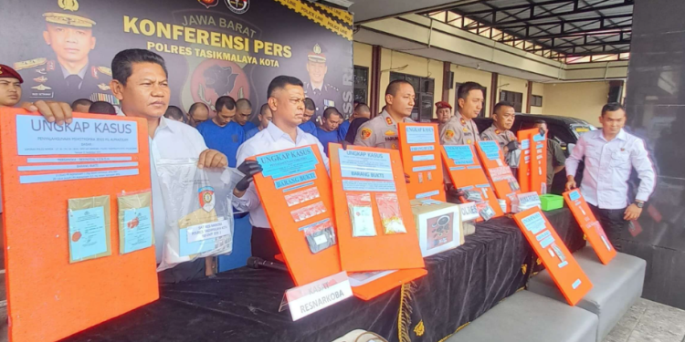 Berantas Narkoba, Polres Tasikmalaya Kota Ungkap 13 Kasus dan Amankan 15 Tersangka