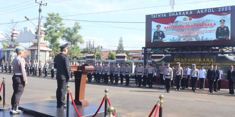 Polres Ciamis Gelar Upacara Hari Kesaktian Pancasila, Beri Penghargaan ke Personel Berprestasi dan Masyarakat