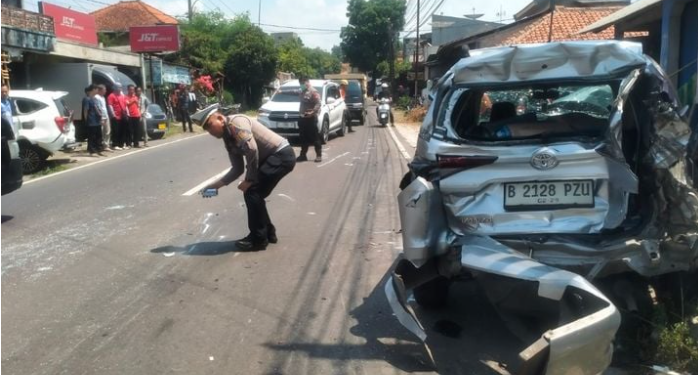 Polres Subang Segera Tetapkan Tersangka Kasus Tabrakan Beruntun di Cijambe