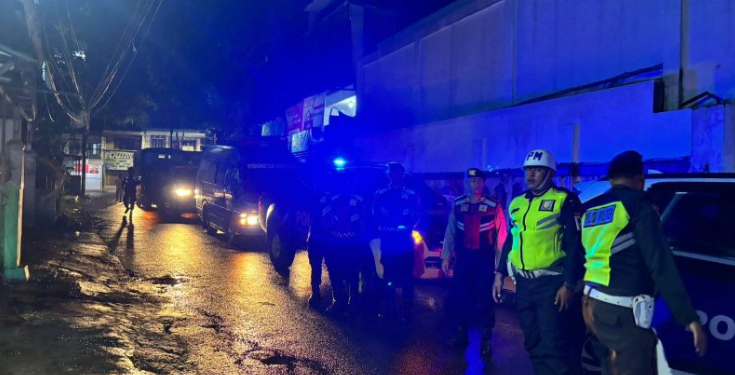 Polres Garut Gelar Operasi KRYD, Sita Puluhan Botol Miras dan Knalpot Brong, Jamin Keamanan dan Ketertiban Akhir Pekan