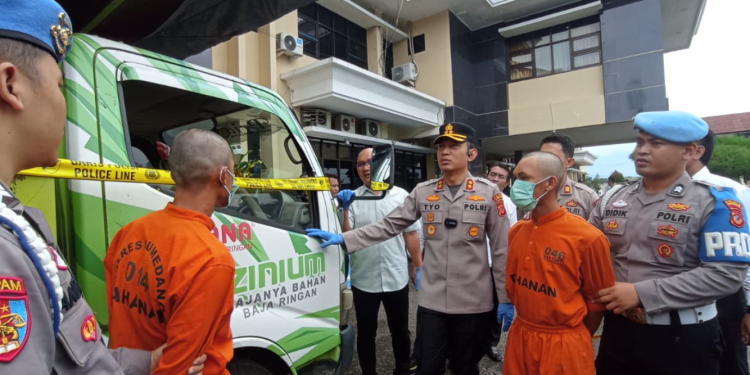 Bobol Pembatas Tol Cisumdawu, Dua Kakak Beradik Asal Bandung Ditangkap Polres Sumedang