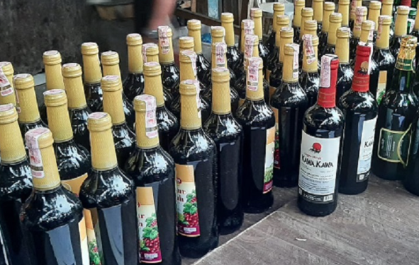 Polres Cianjur Sikat Penyakit Masyarakat: Ratusan Miras Disita, Empat Penjual Kena Tipiring