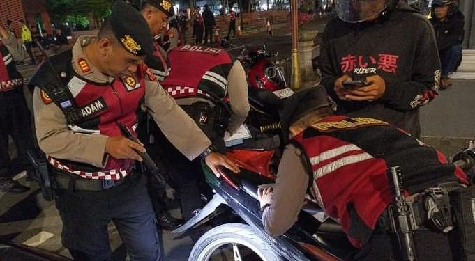 Ganggu Kenyamanan Masyarakat, Polres Majalengka Sita 13 Motor Berknalpot Brong di Alun-Alun