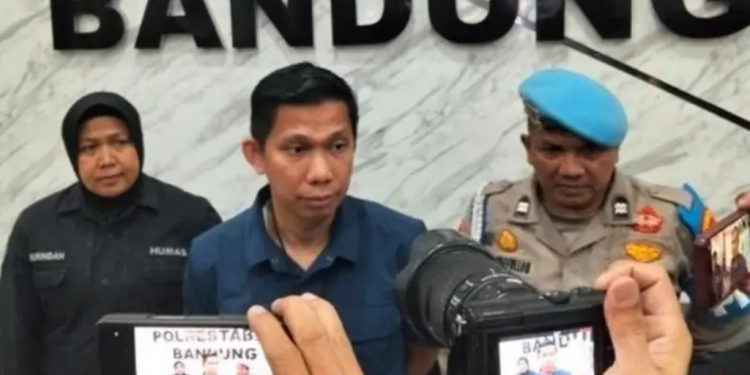 Polrestabes Bandung Tetapkan Ustaz EE Sebagai Tersangka Kasus KDRT Terhadap Anak Kandung