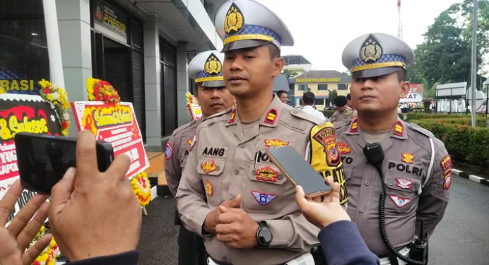 Polres Garut Batasi Jam Operasional Kendaraan Angkutan Barang Selama Libur Nataru 2025/2026