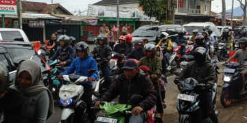 Volume Kendaraan Menuju Ciwidey Meningkat, Polisi Terapkan 7 Kali One Way