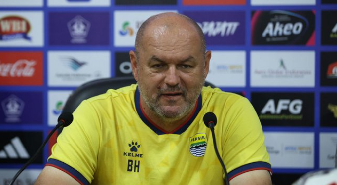 Persib Bandung Tenang di Bursa Transfer, Fokus Jaga Stabilitas Tim