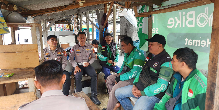 Polantas Majalengka Sapa Pengemudi Ojek Lewat OBRAS, Edukasi Keselamatan dengan Humanis