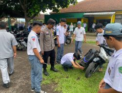 Polsek Leles Polres Garut Sosialisasikan Larangan Penggunaan Knalpot Tidak Sesuai Spesifikasi Teknis