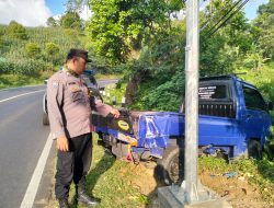 Respon Cepat, Polisi Evakuasi Kendaraan Kecelakaan Tunggal di Jalan Raya Maja-Talaga